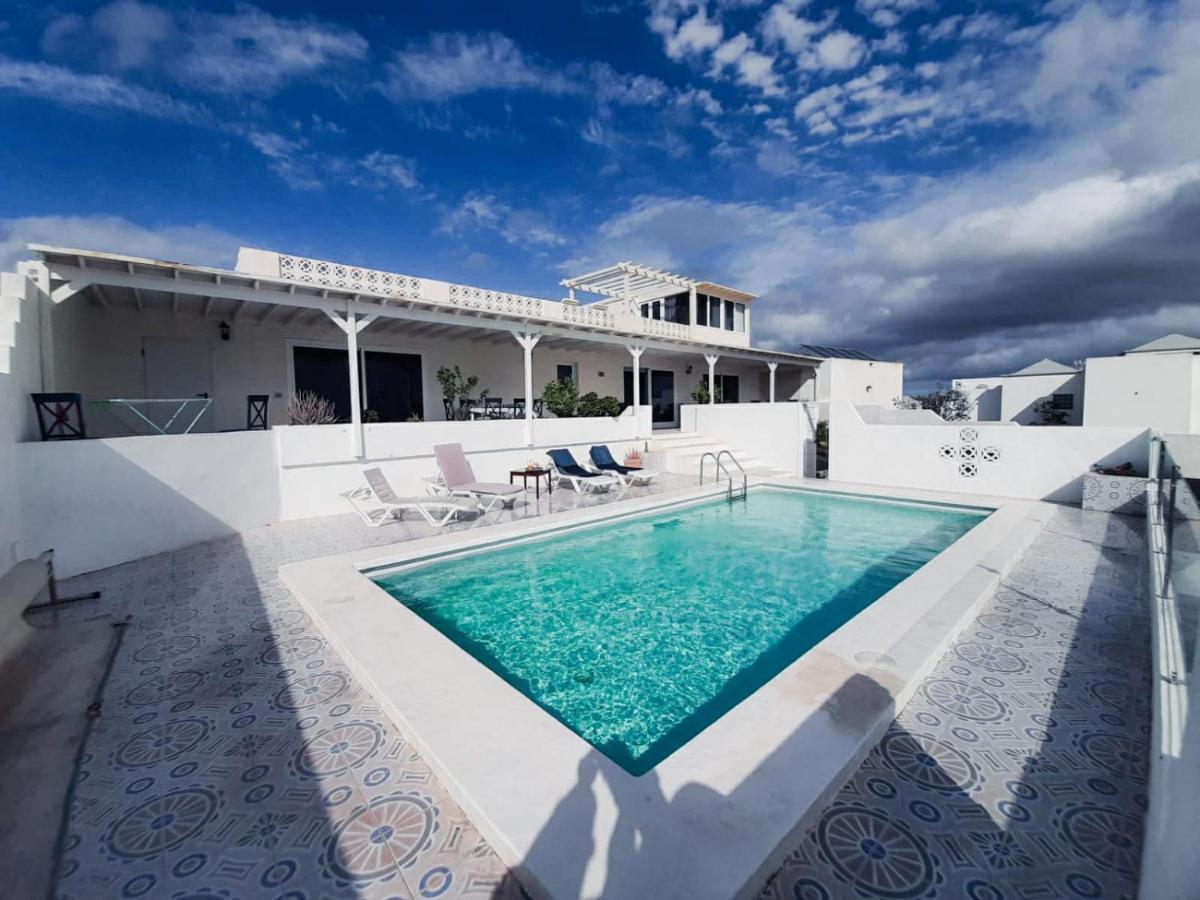 Villa Nirvana - Casa Marosenia Güime Exterior foto